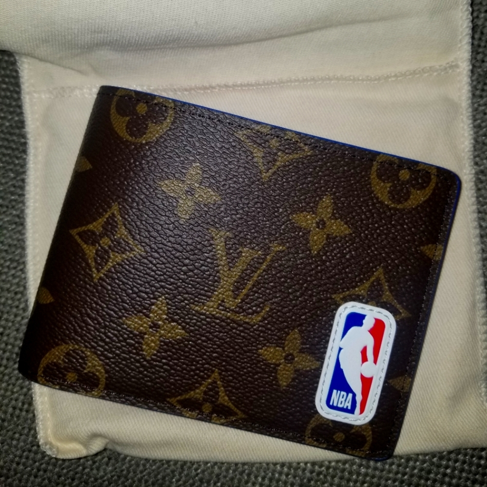 Louis Vuitton x NBA Wallet (Dead Stock)